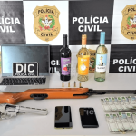 Cumprimento de mandado da Polícia Civil apreende celular de investigada