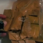 [VÍDEO] Homem é preso por tráfico de drogas durante ação da Polícia Militar em Penha