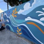 Artistas pintam obras de arte em duas escolas de Navegantes