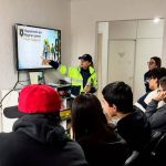 Navetran promove atividade sobre segurança, respeito e autonomia no trânsito com alunos da Associação de Pais e Amigos dos Autistas